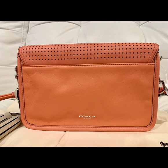 NWT Auth Coach Perforated Penelope Leather 23404 - Picture 3 of 8